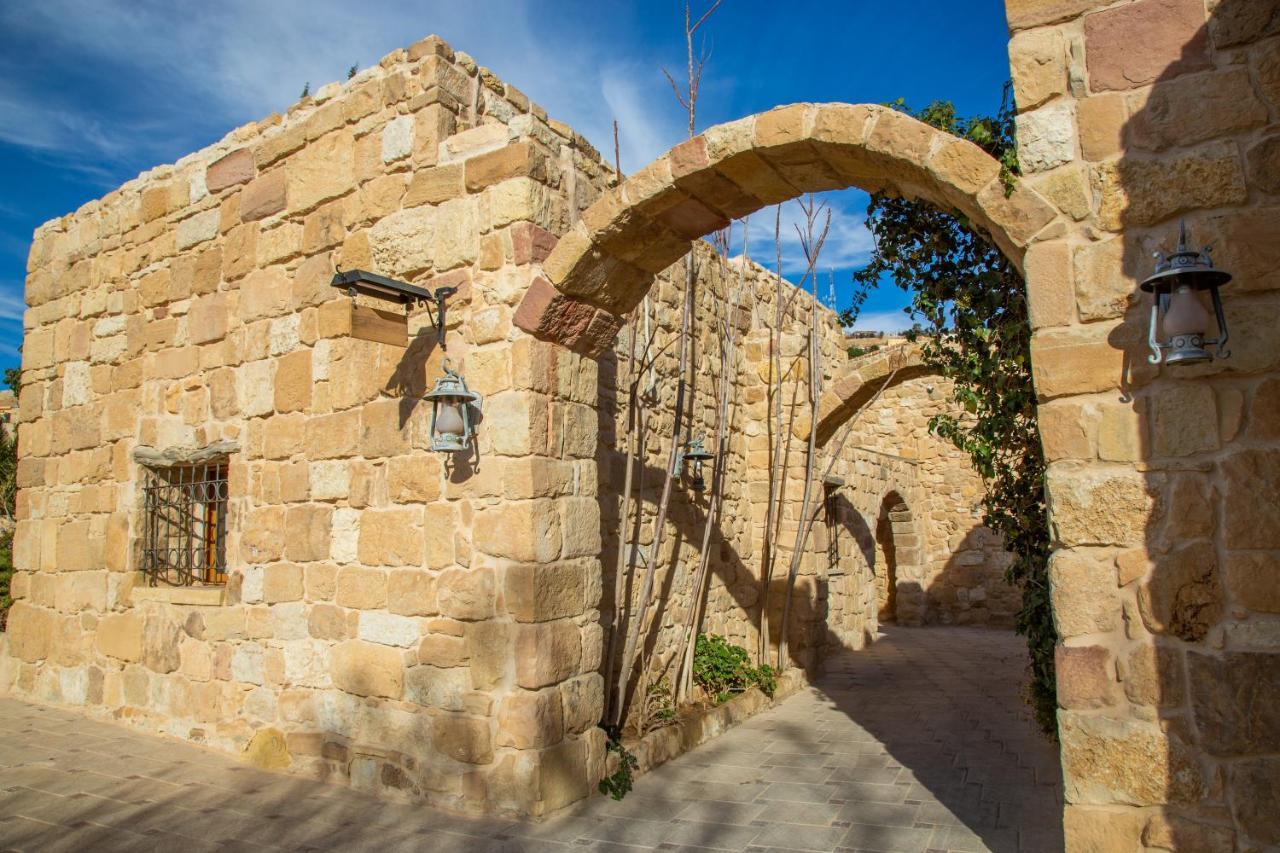 The Old Village Hotel & Resort Wadi Musa Dış mekan fotoğraf